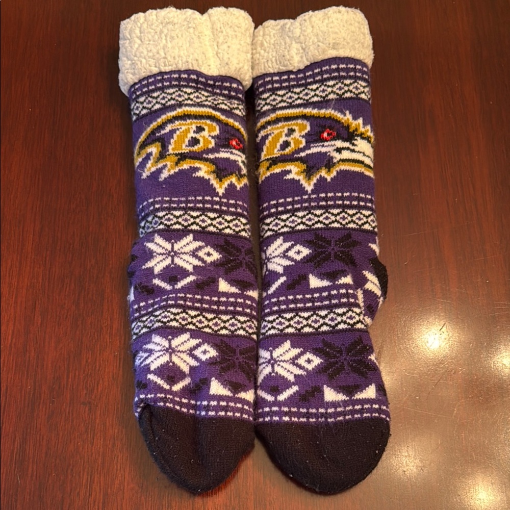 warm Ravens Socks with Grippers